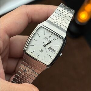 Vtg 1983 Seiko King Quartz “Twin Quartz” 9443-5020 Watch [Very Good Condition]